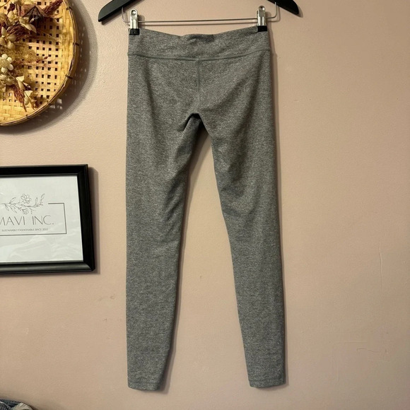 Ivivva by Lululemon Grey Leggings  Girls Size 12 - Picture 6 of 8